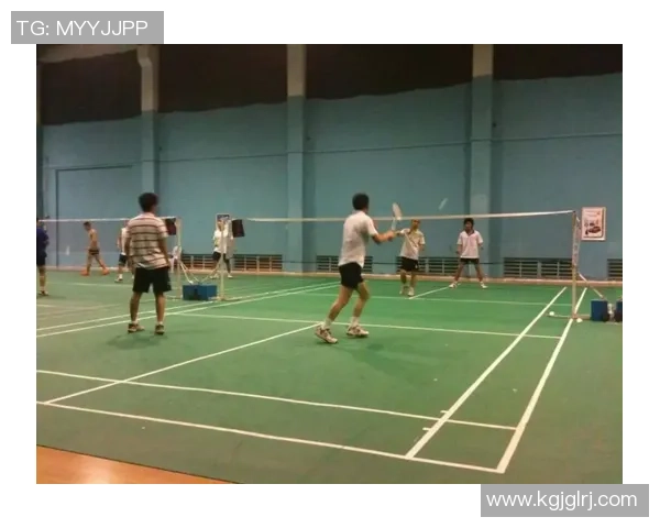 西安羽毛球队战术解析与训练策略探讨聚焦羽毛球发展之路